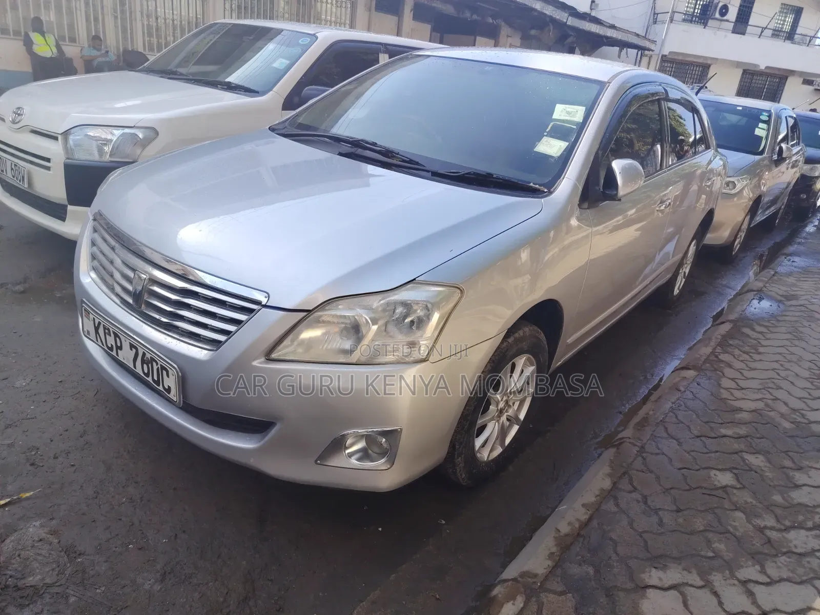 Toyota Premio 2011 Silver