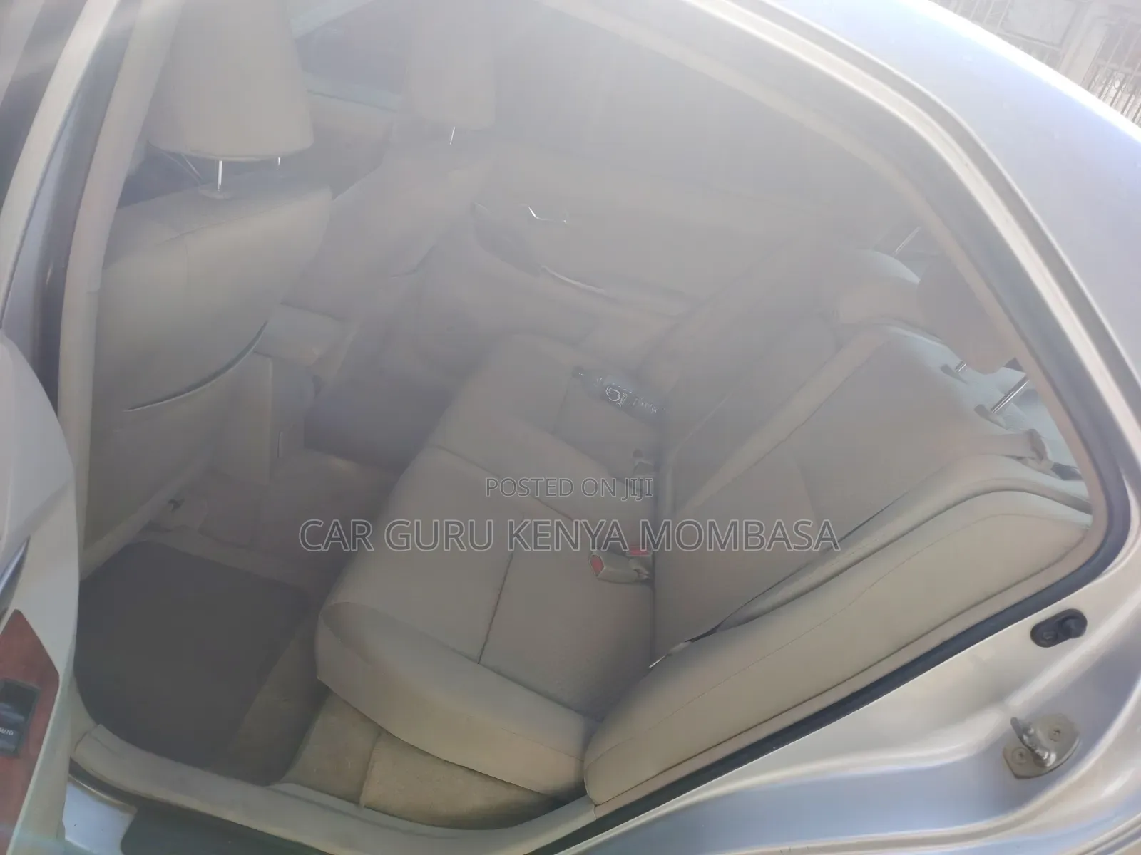 Toyota Premio 2011 Silver