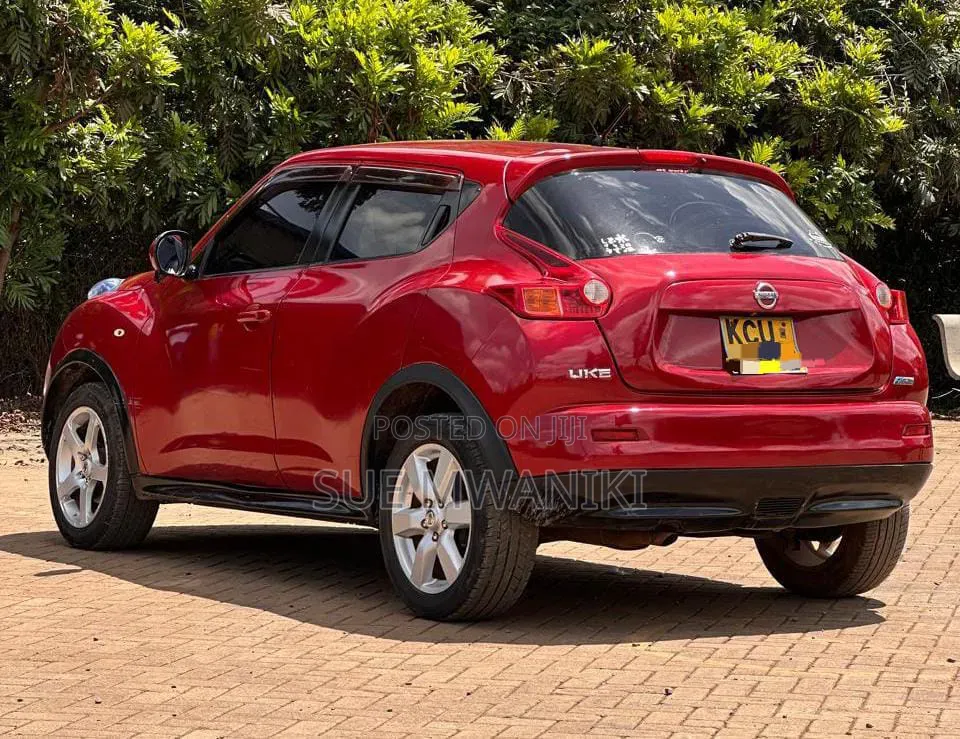 Nissan Juke 2012 Red