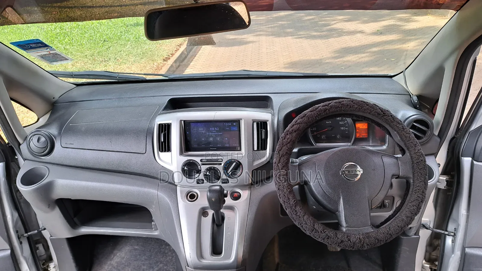Nissan NV200 2015 Grey