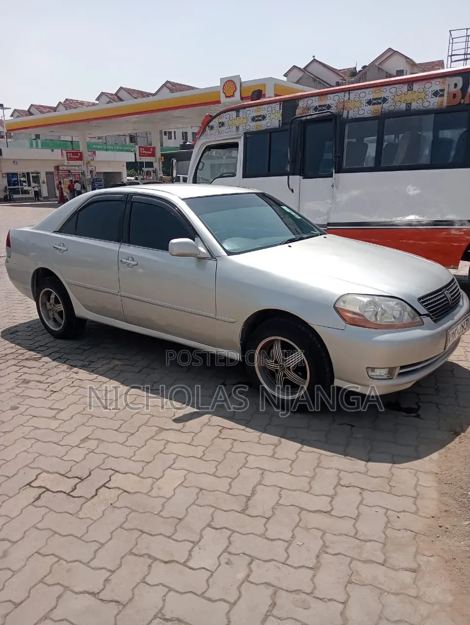 Toyota Mark II 2004 Silver
