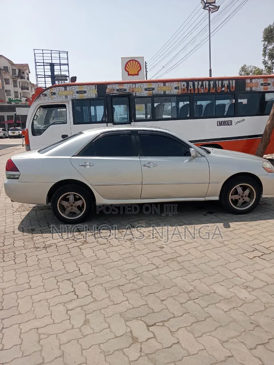 Toyota Mark II 2004 Silver