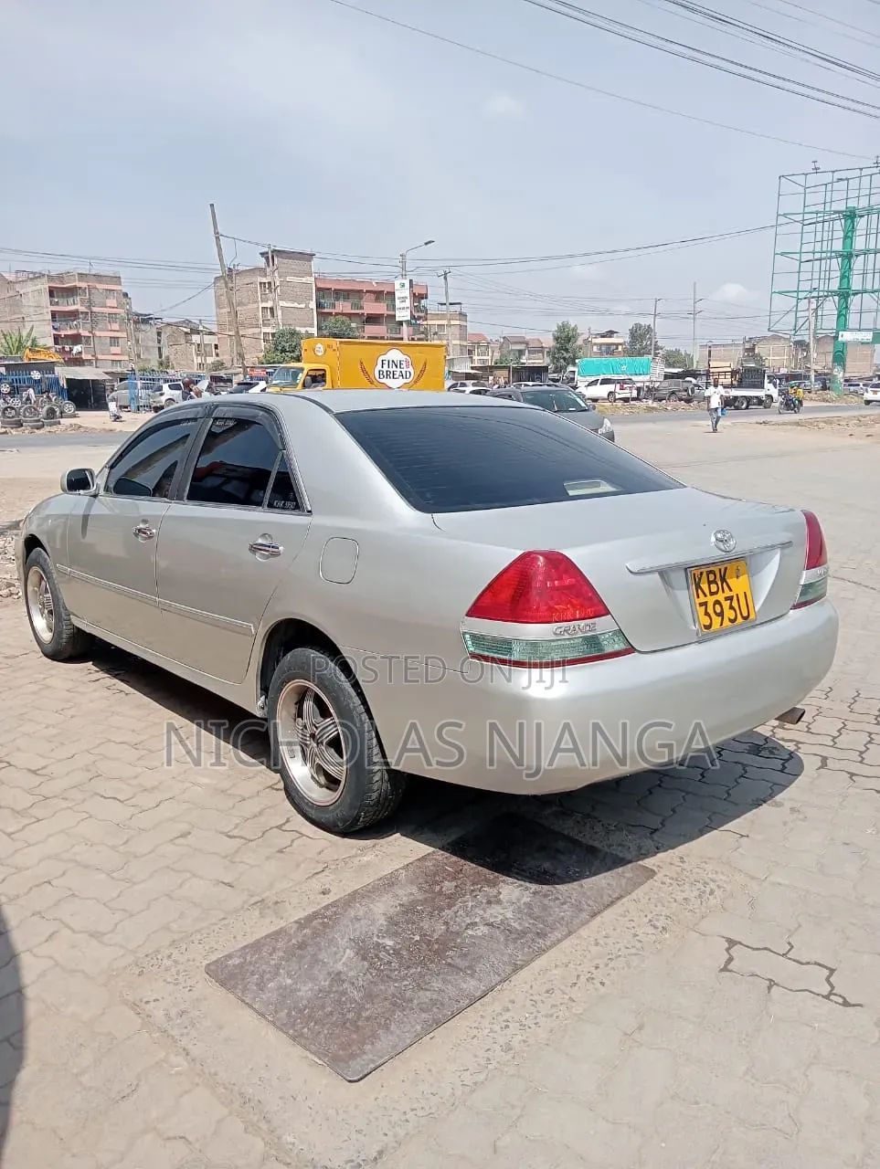 Toyota Mark II 2004 Silver