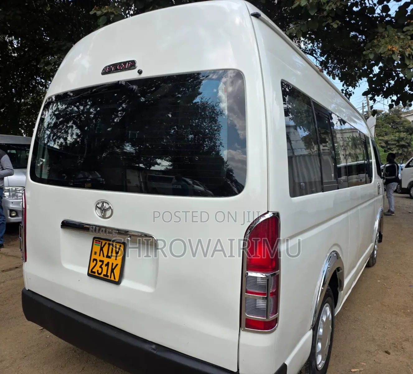 Toyota HiAce 2019 White