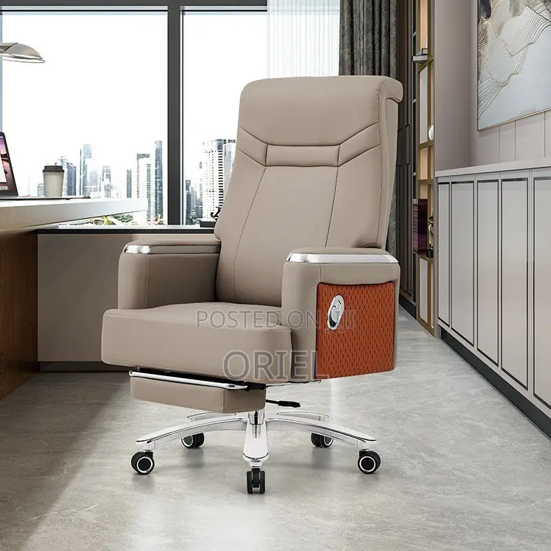 Office Chair : Executive Upholstered Ergonomic Office Chair