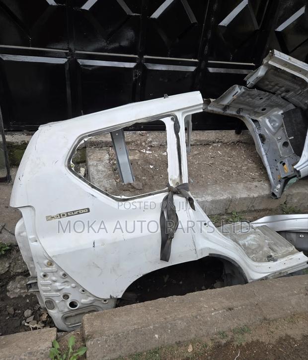 Prado 150 Rear Wing - thumbnail 2