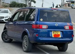 Nissan Lafesta 2011 Blue