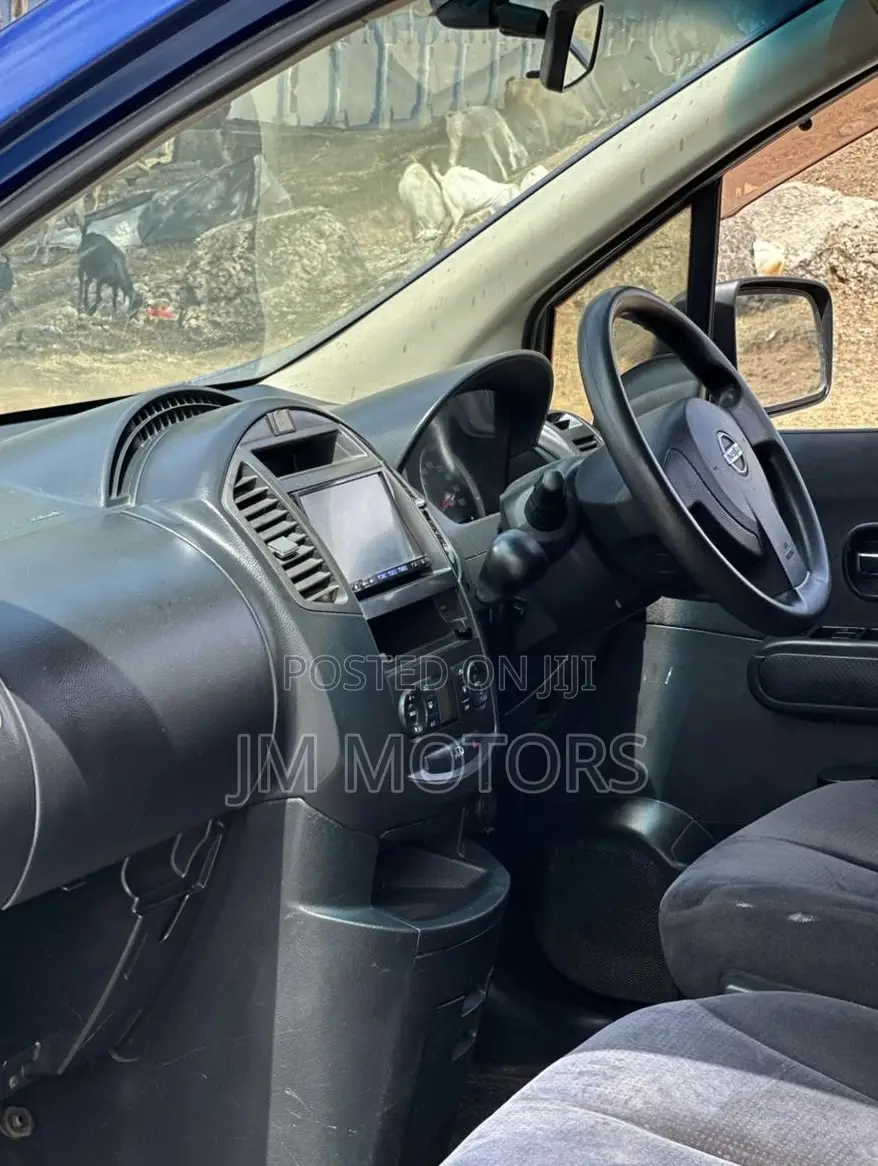 Nissan Lafesta 2011 Blue