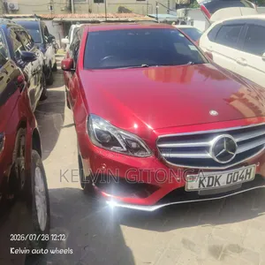 Mercedes-Benz E250 2016 Red