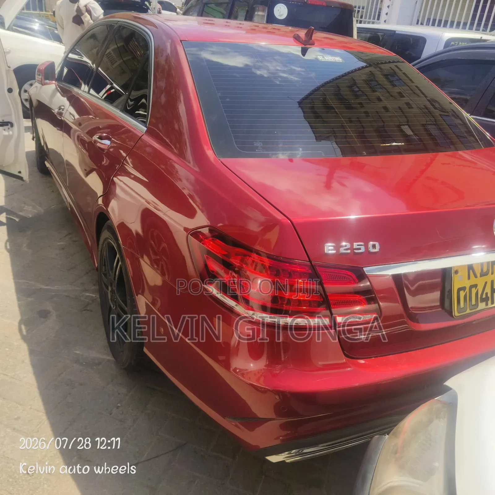 Mercedes-Benz E250 2016 Red