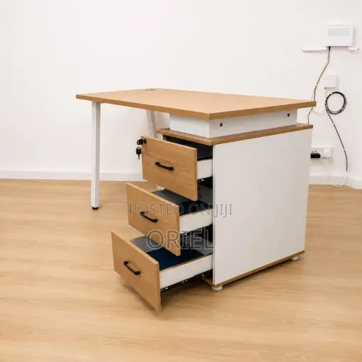 Office Desk : 1.4M Brown Office Staff Desk