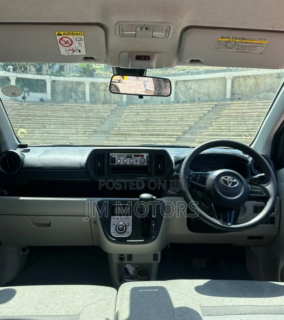 Toyota Passo 2018 Red