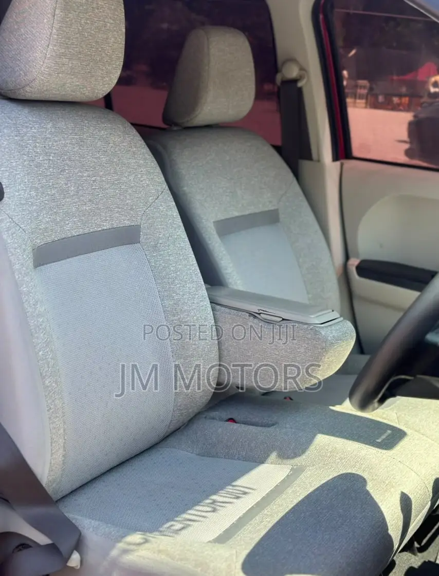 Toyota Passo 2018 Red