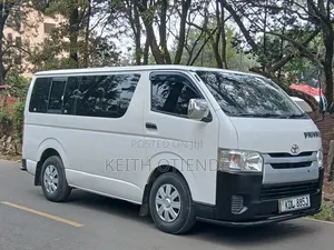 Toyota HiAce 2016 White