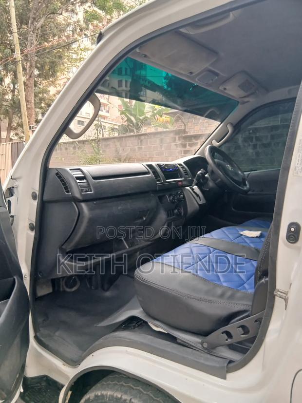 Toyota HiAce 2016 White - thumbnail 10