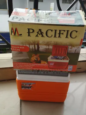 Pacific 4.5L Compact Cooler Box for Outdoor Adventures