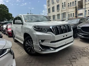 Toyota Land Cruiser Prado 2018 White