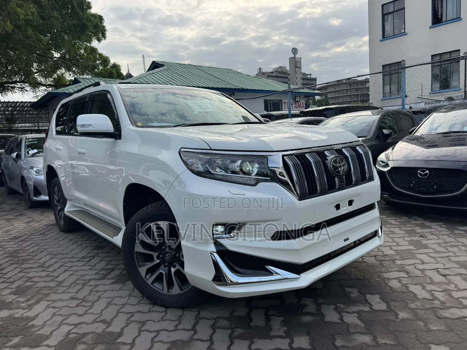 Toyota Land Cruiser Prado 2018 White