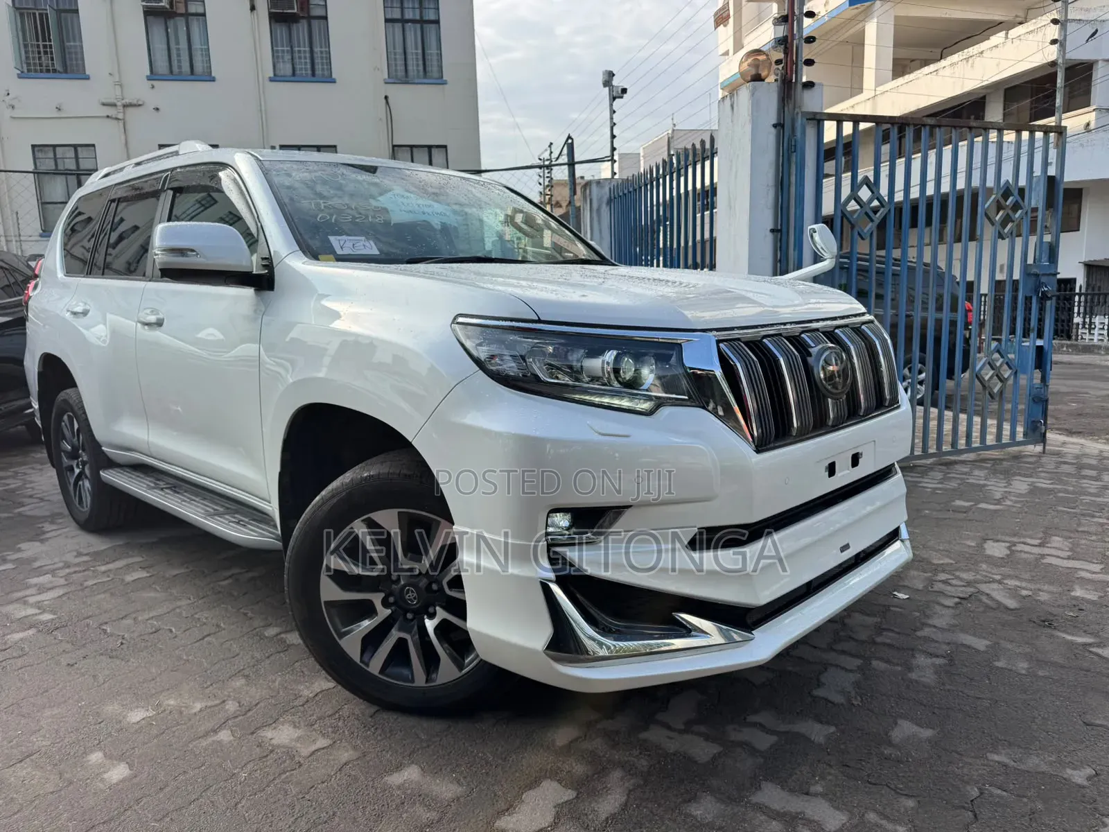 Toyota Land Cruiser Prado 2018 White