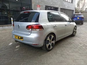 Volkswagen Golf 2012 Silver
