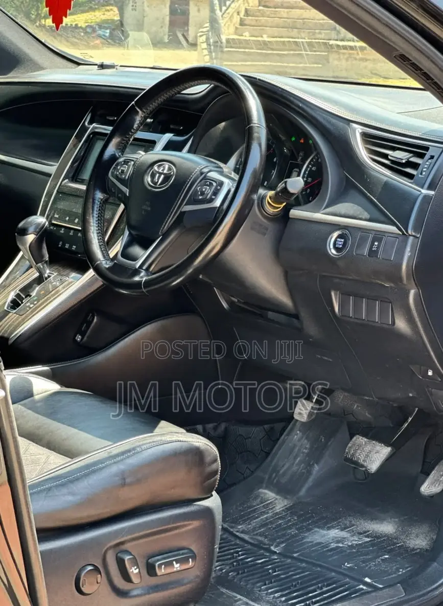 Toyota Harrier 2013 Black