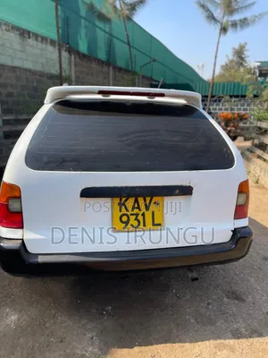 Toyota Corolla 1997 White