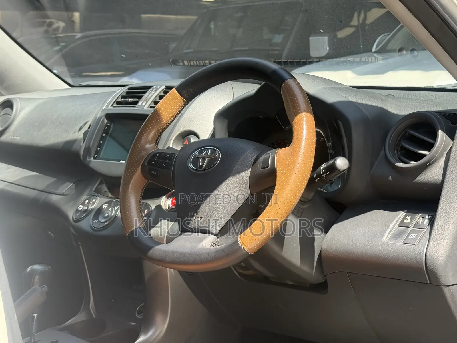 Toyota RAV4 2016 White