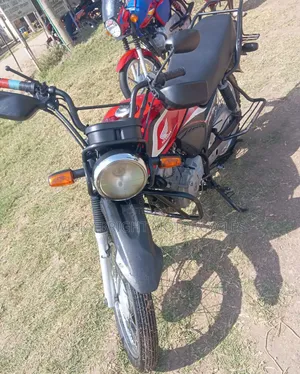 Honda CBX 2025 Red