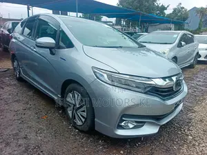 Honda Shuttle 1.5 Hybrid 2WD 2019 Silver