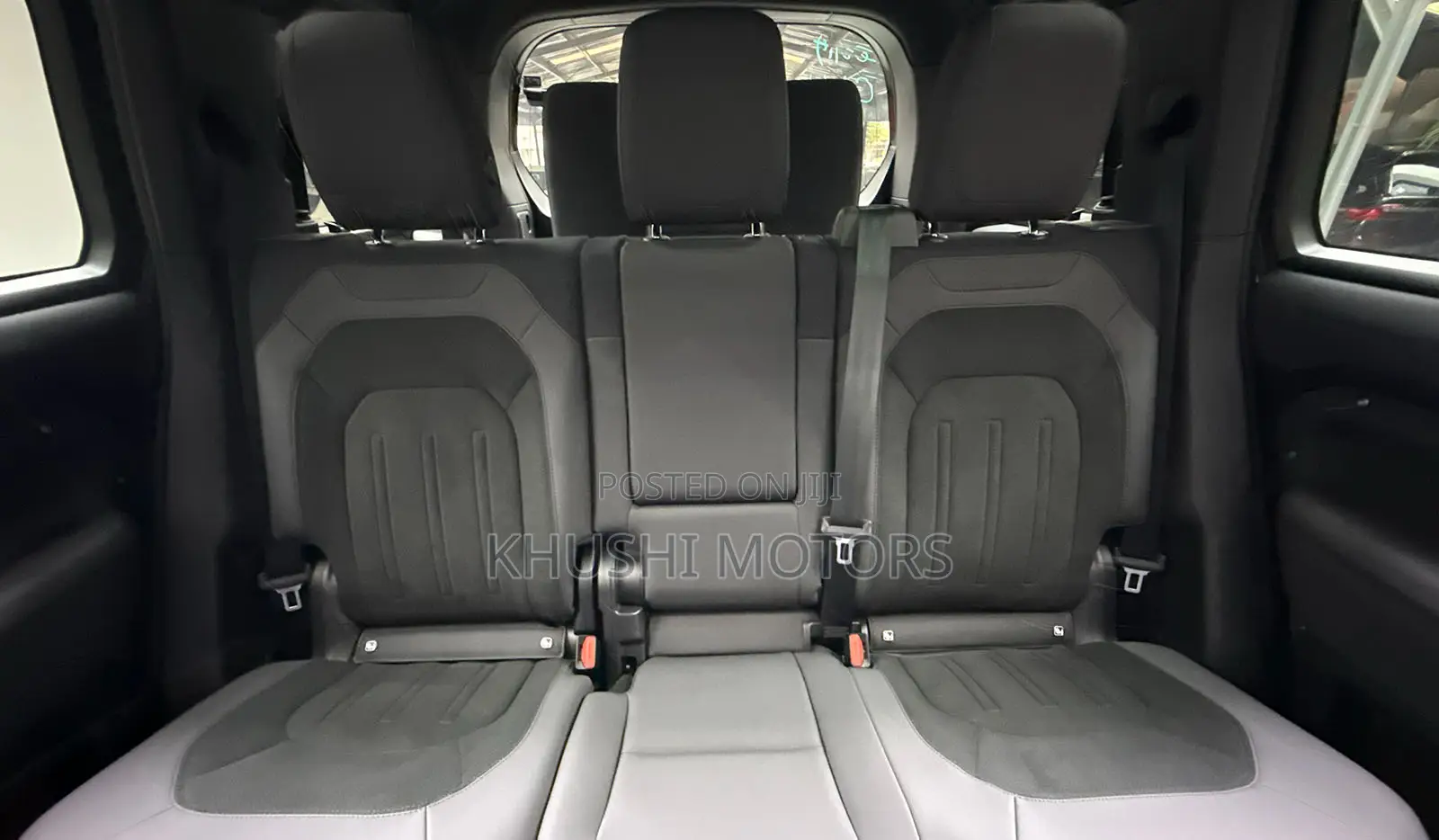 Land Rover Defender 2021 Black