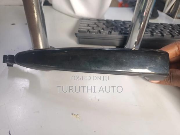 Car Door Handle Toyota Noah - thumbnail 3