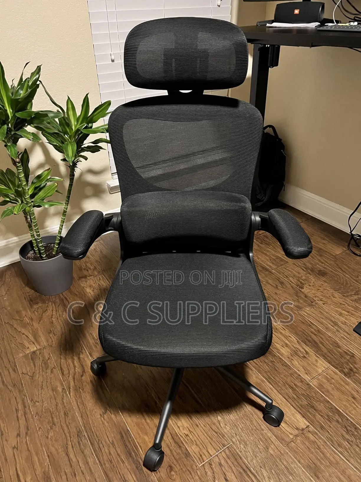 Swivel Mesh Chair With Flip Armrest