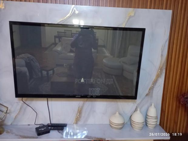 TV Samsung 51"