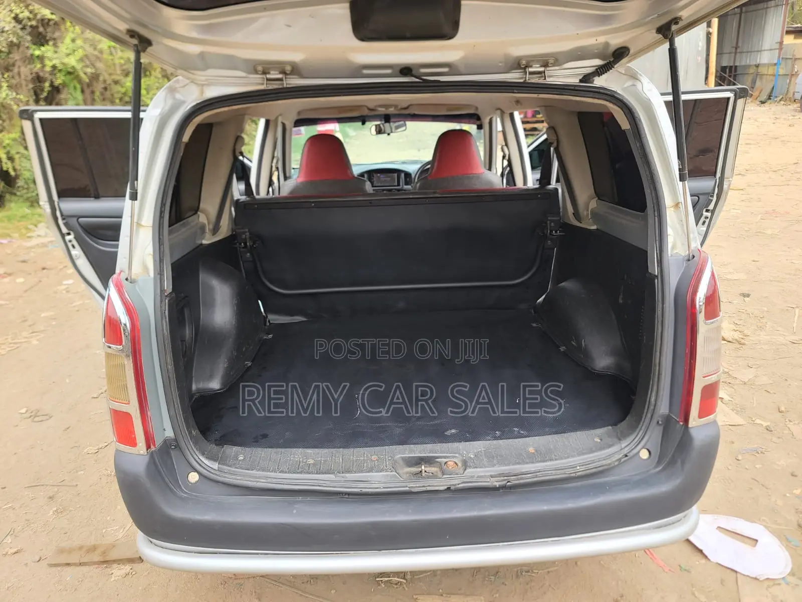 Toyota Probox 2010 Silver