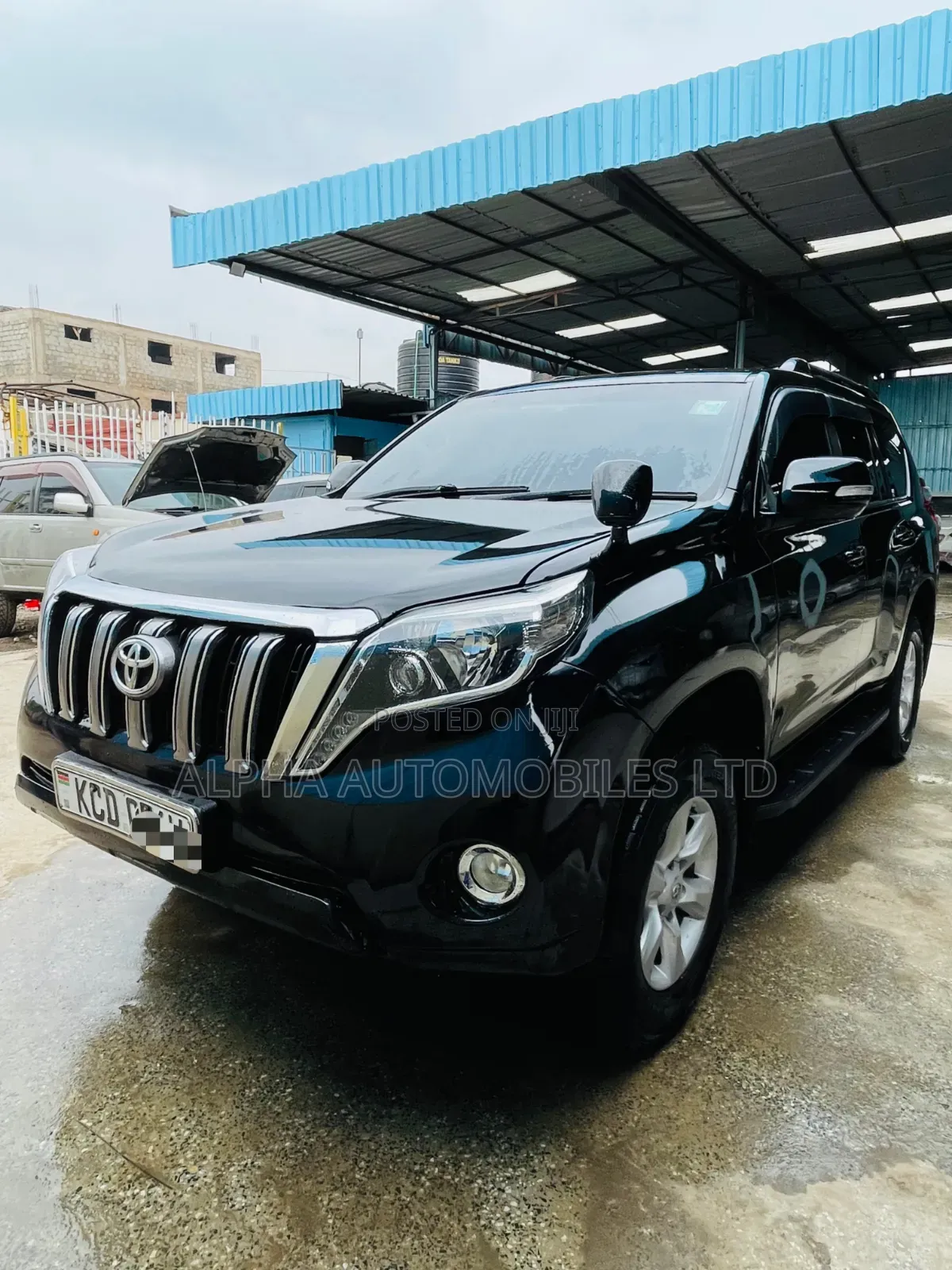 Toyota Land Cruiser Prado 2011 Black