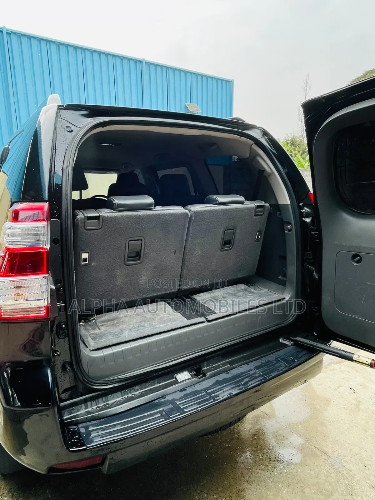 Toyota Land Cruiser Prado 2011 Black