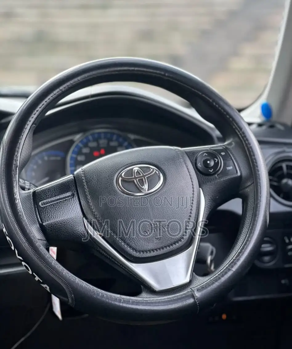 Toyota Corolla Fielder 2016 White
