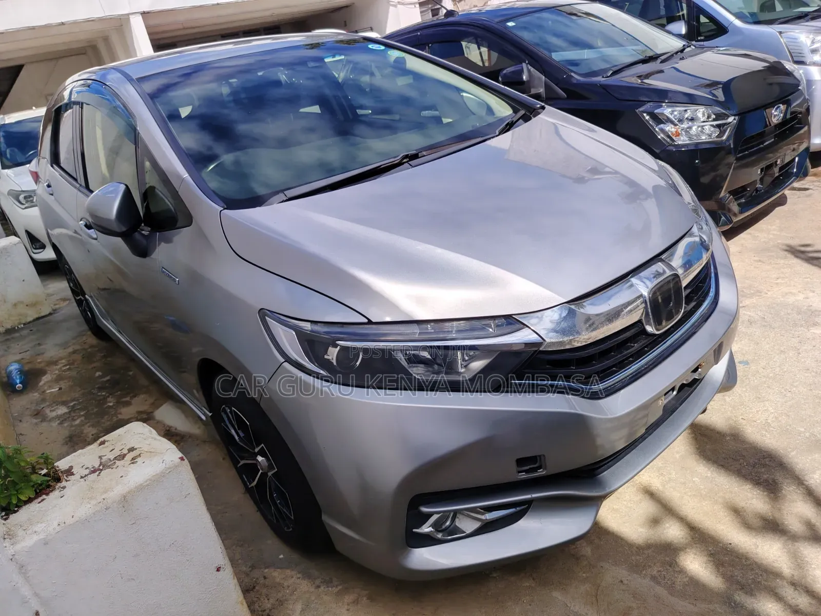 Honda Fit Shuttle 2019 Silver