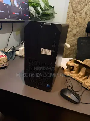 New Desktop Computer HP Z4 32GB Intel Xeon SSD 1T