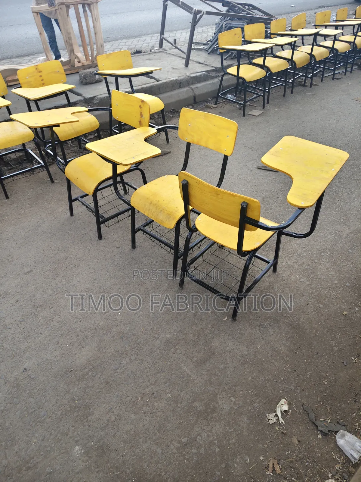 College Armrest Seats,