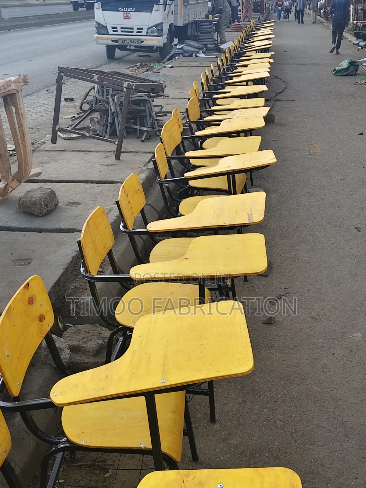 College Armrest Seats,