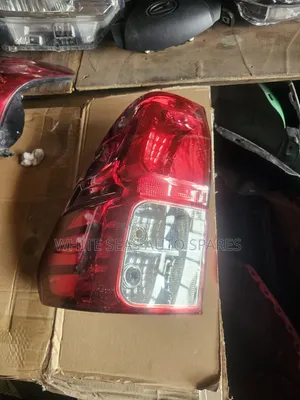 Revo 2015 Taillight