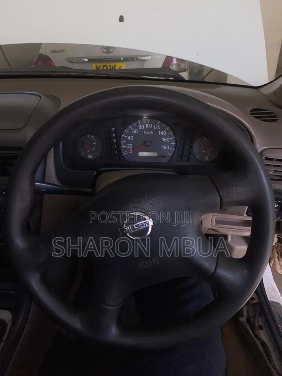 Nissan Sunny 2004 White