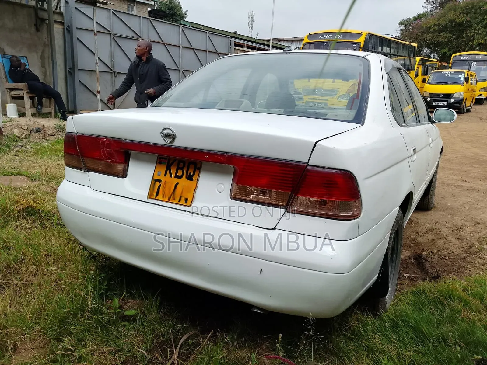 Nissan Sunny 2004 White