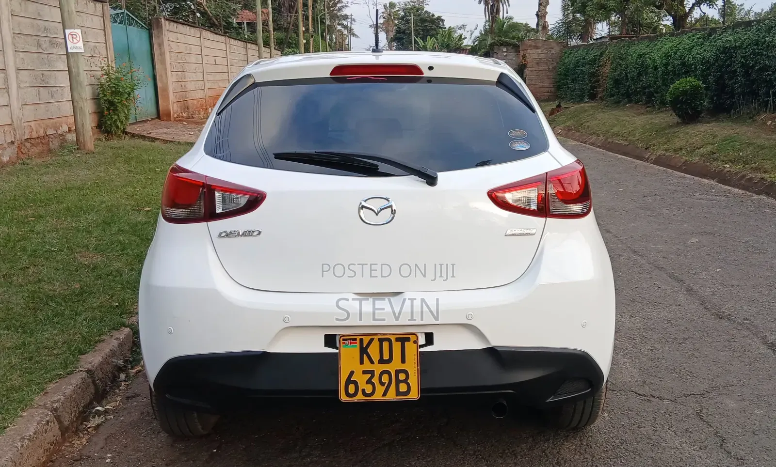 Mazda Demio 2018 White