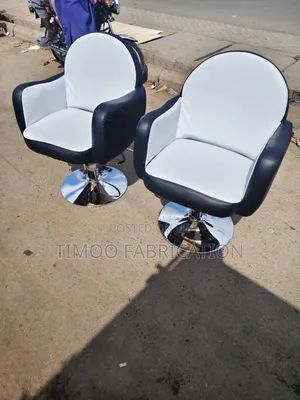 Salon Hydraulic Styling Seats White and Black