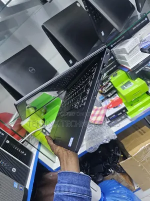 Laptop Dell Latitude 7490 8GB Intel Core i5 SSD 256GB