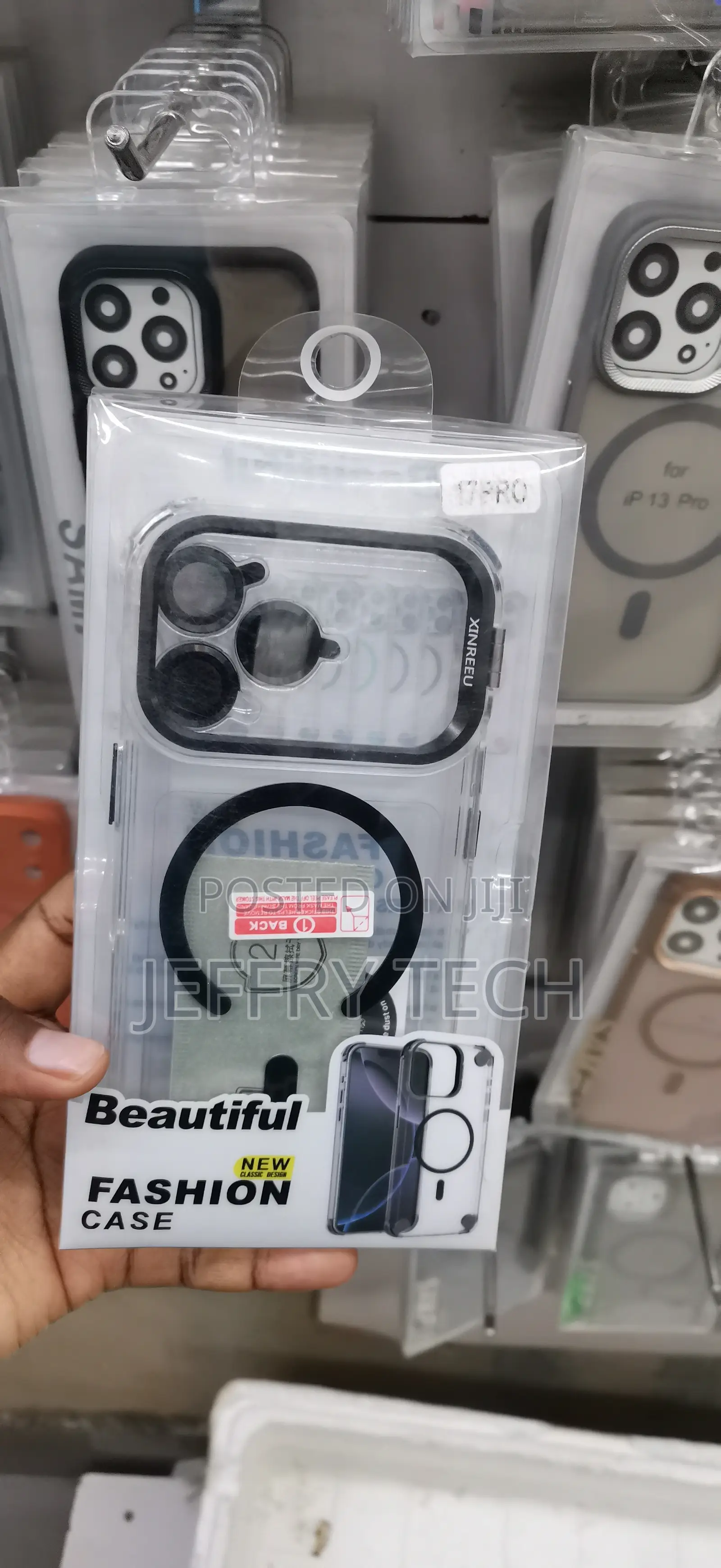 iPhone 17 Pro Xinreeu Luxury Armour MagSafe Case