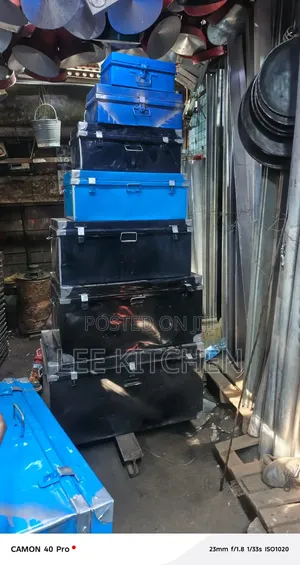 Metallic Box