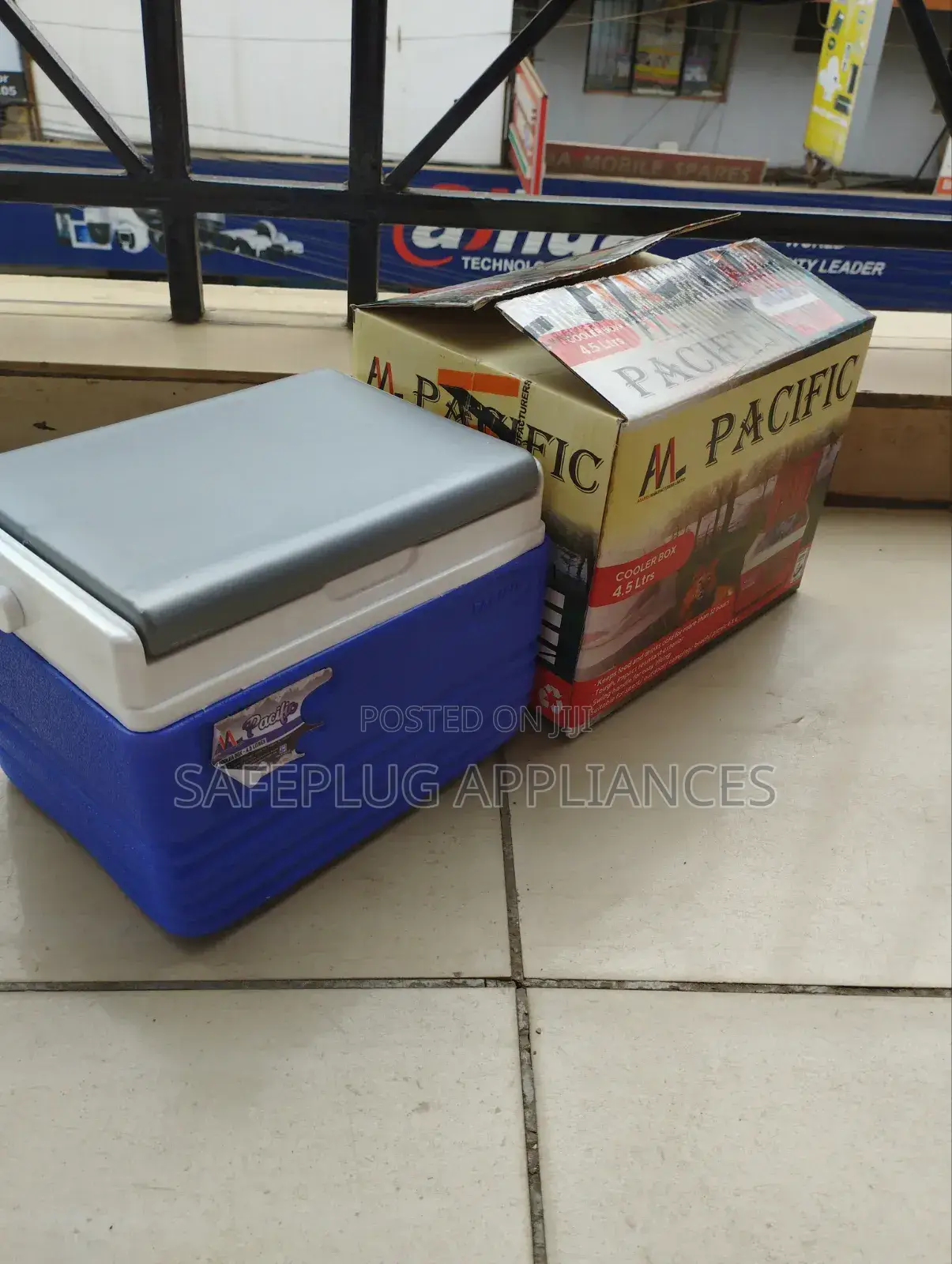 M-Pacific 4.5L Cooler Box – Portable Ice Chest for Travel Picnic